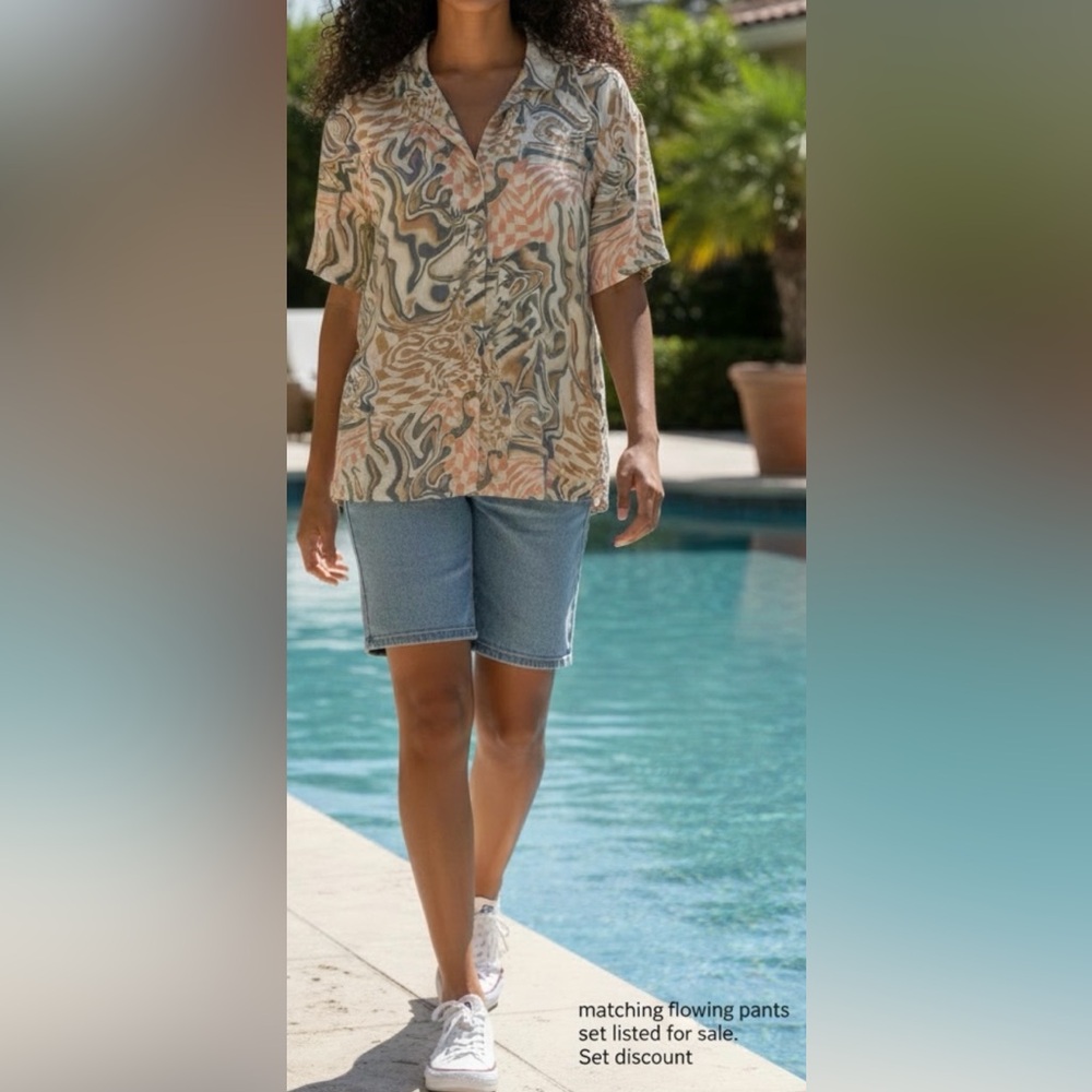 Vans Button-Down Short Sleeve Shirt in Swirl Pastels